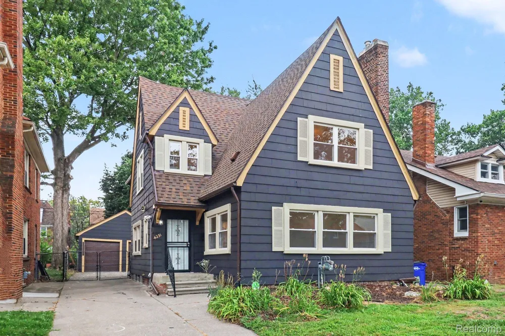 4251 Glendale Street Detroit City, MI 48238
