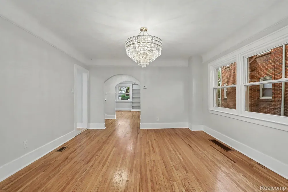 4251 Glendale Street Detroit City, MI 48238