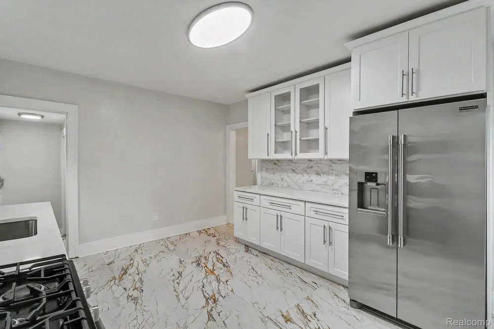 4251 Glendale Street Detroit City, MI 48238