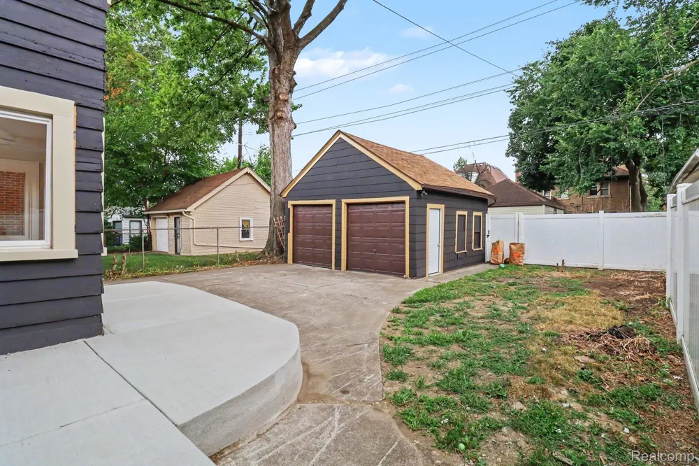4251 Glendale Street Detroit City, MI 48238