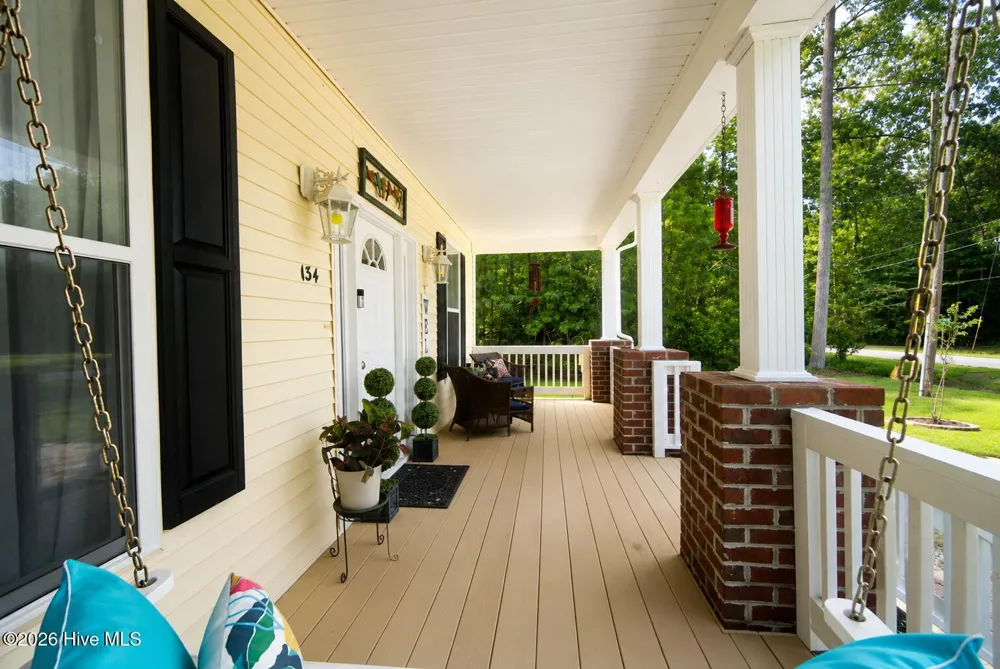 134 Chestnut Street Hertford, NC 27944