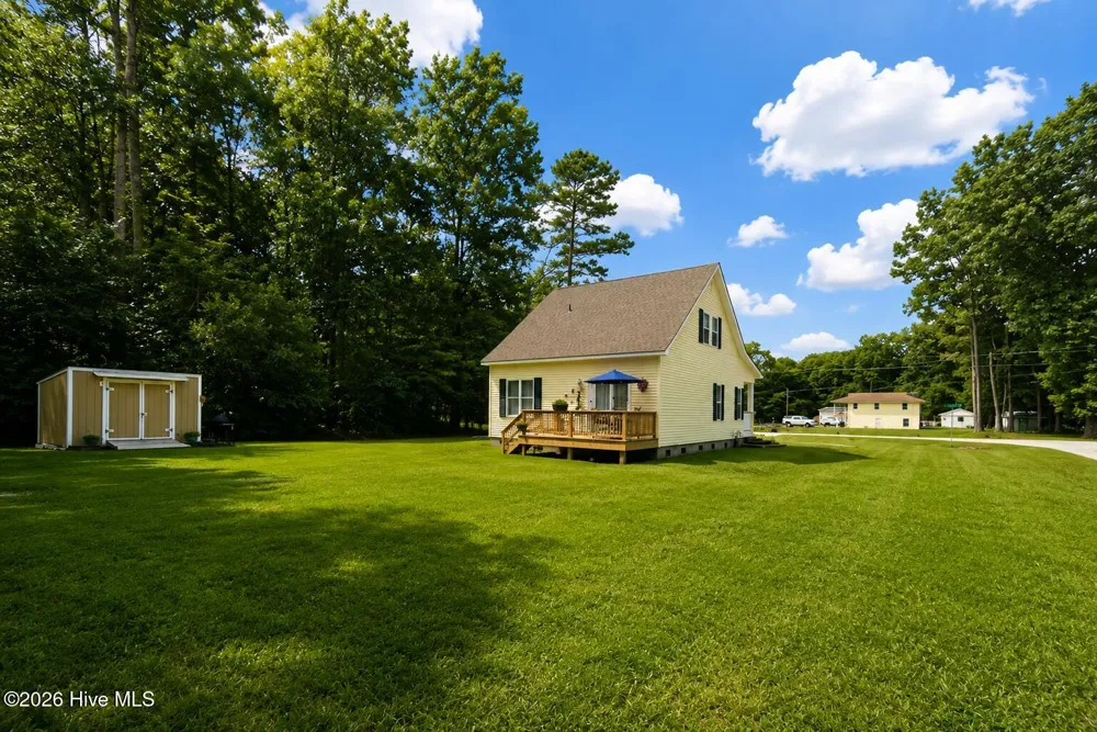 134 Chestnut Street Hertford, NC 27944