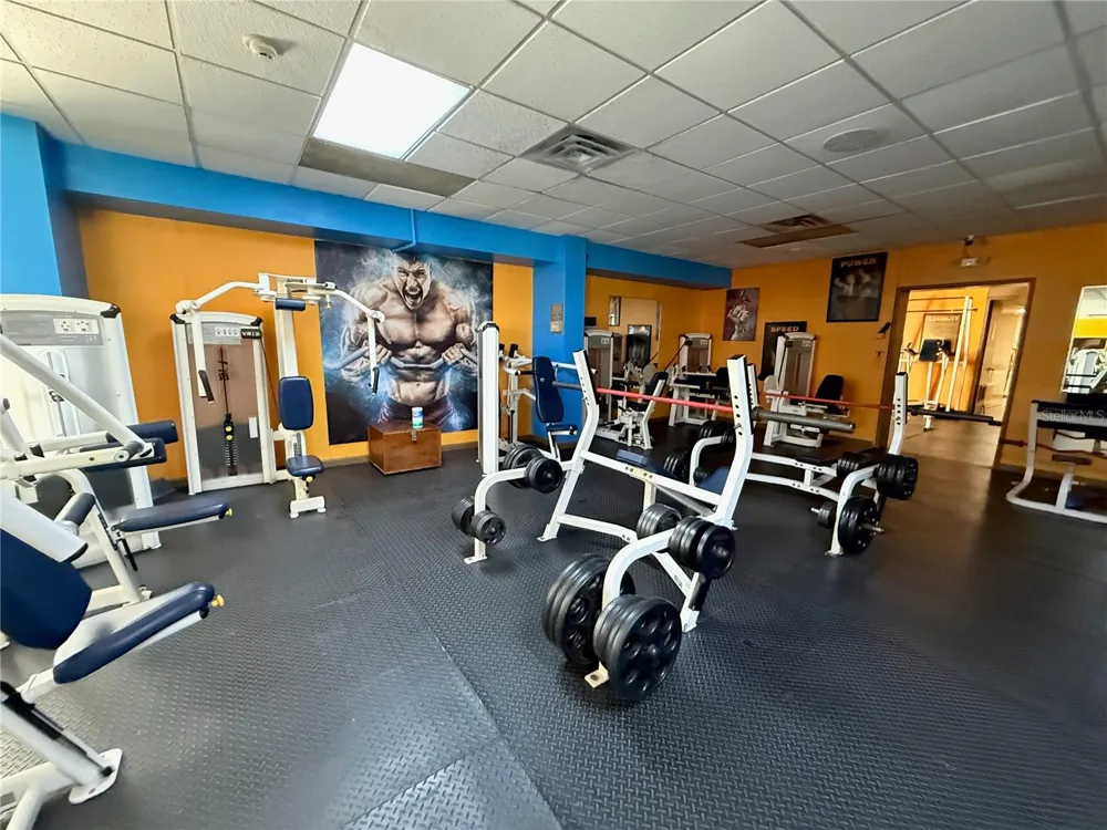 5858 Isla Veede ISLA VERDE AVENUE #911 Carolina, PR 00979