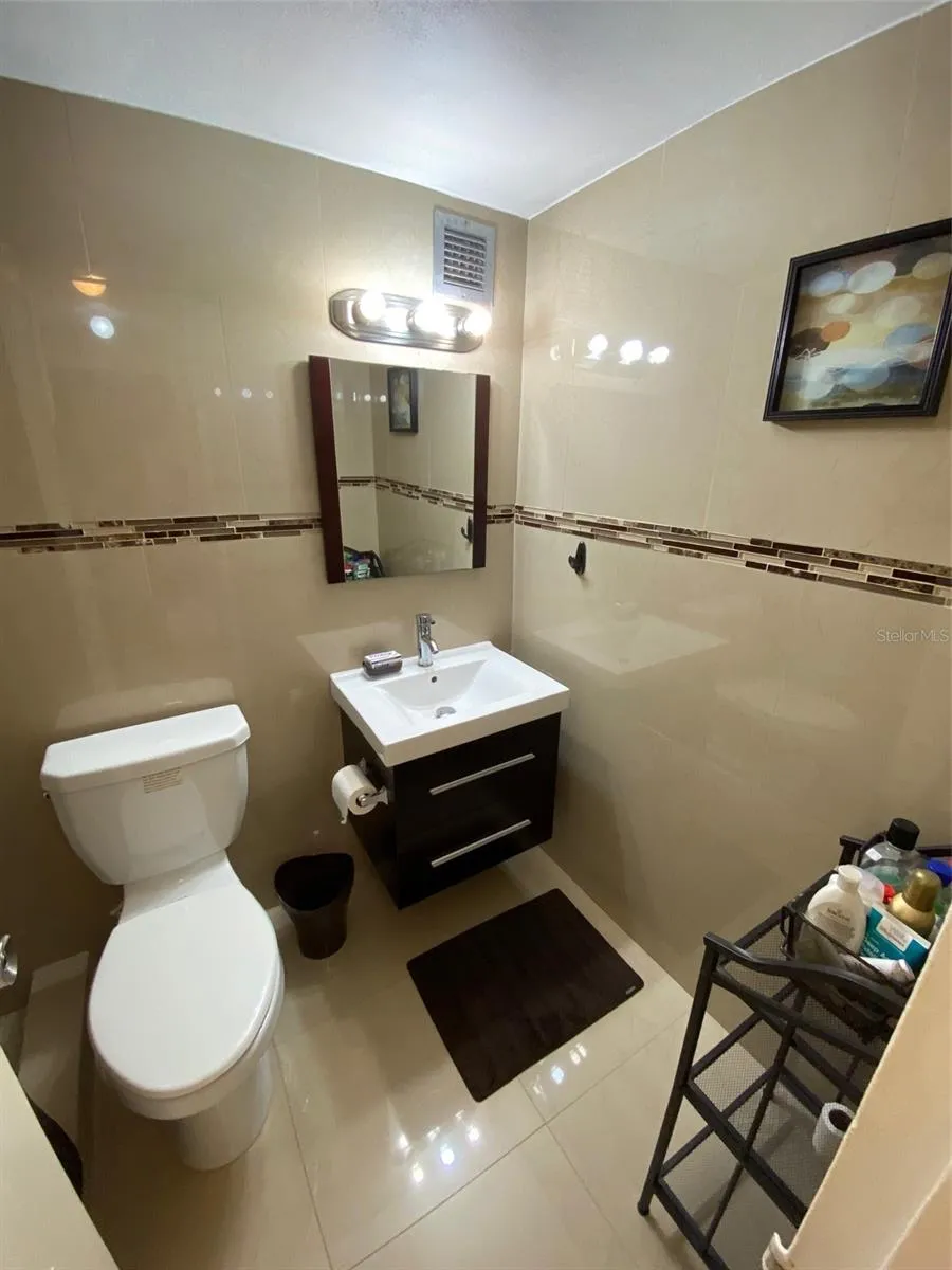 5858 Isla Veede ISLA VERDE AVENUE #911 Carolina, PR 00979