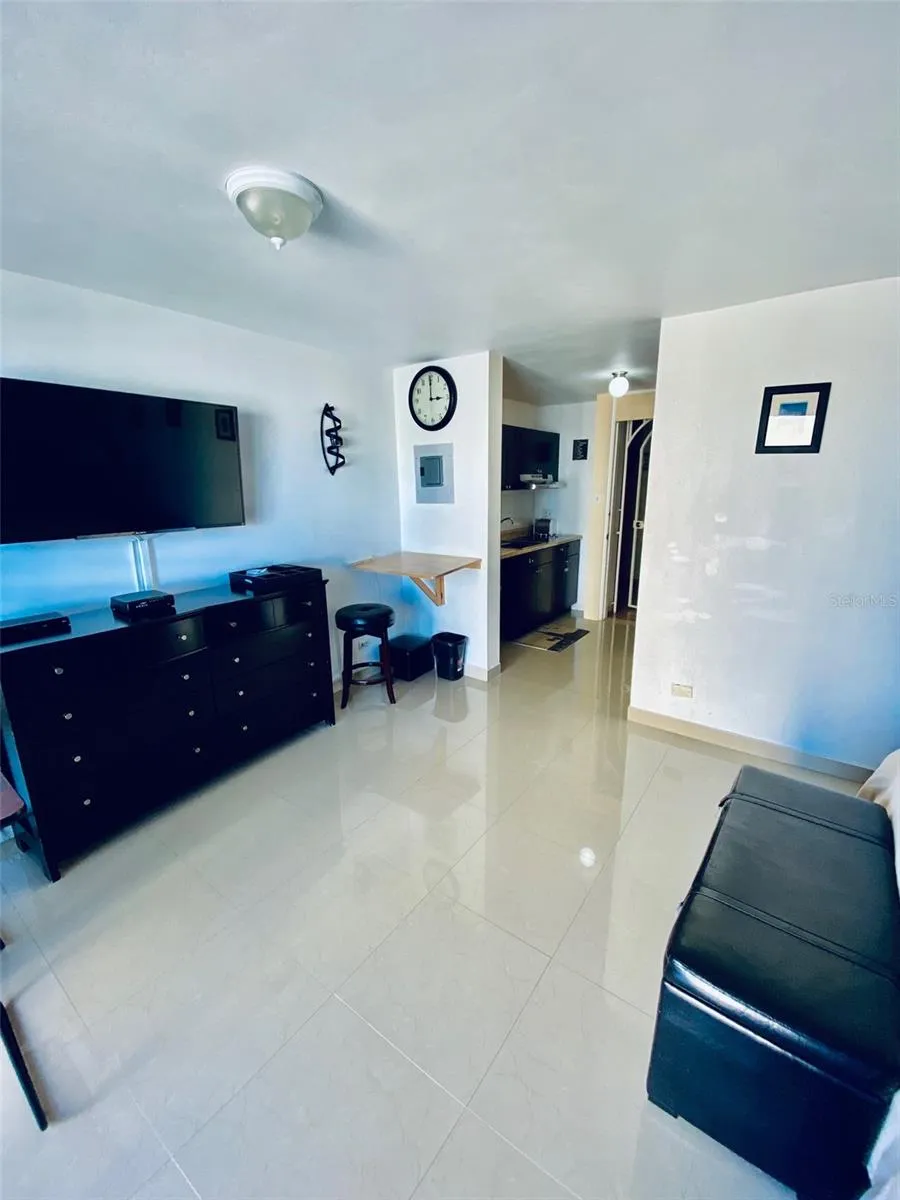 5858 Isla Veede ISLA VERDE AVENUE #911 Carolina, PR 00979
