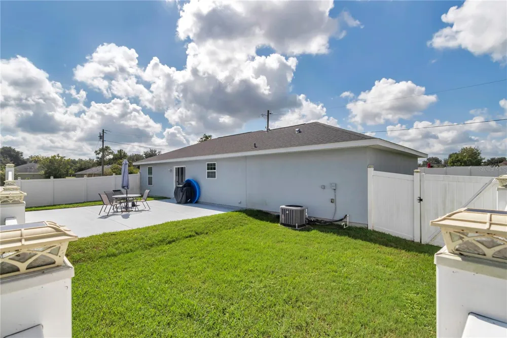1 LAUREL PASS LANE ocala, FL 34480