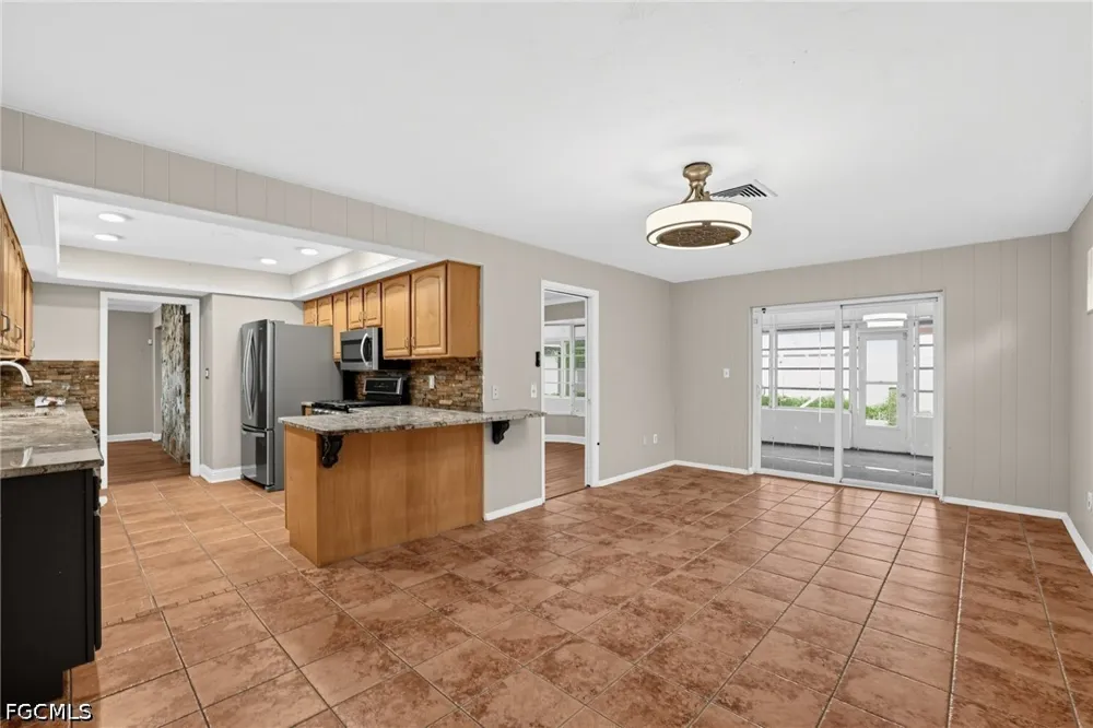 31st Terrace St Petersburg, FL 33710