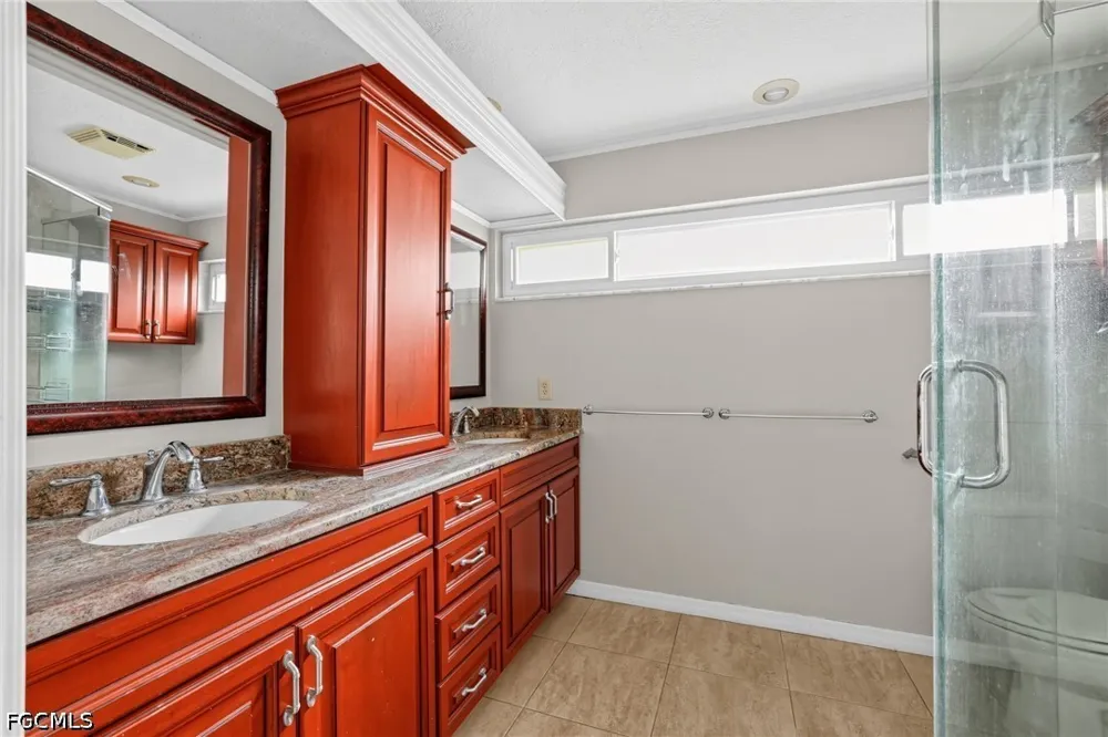 31st Terrace St Petersburg, FL 33710