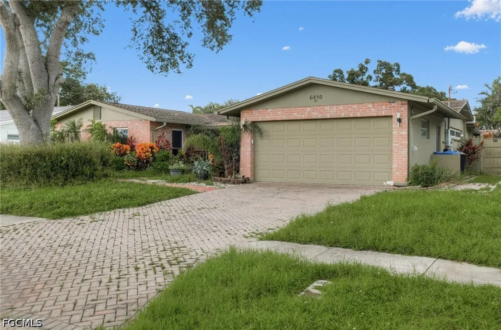 31st Terrace St Petersburg, FL 33710