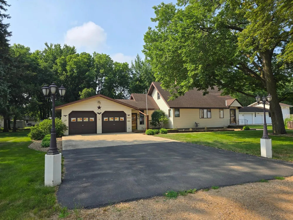1900 25th Street Slayton, MN 56172