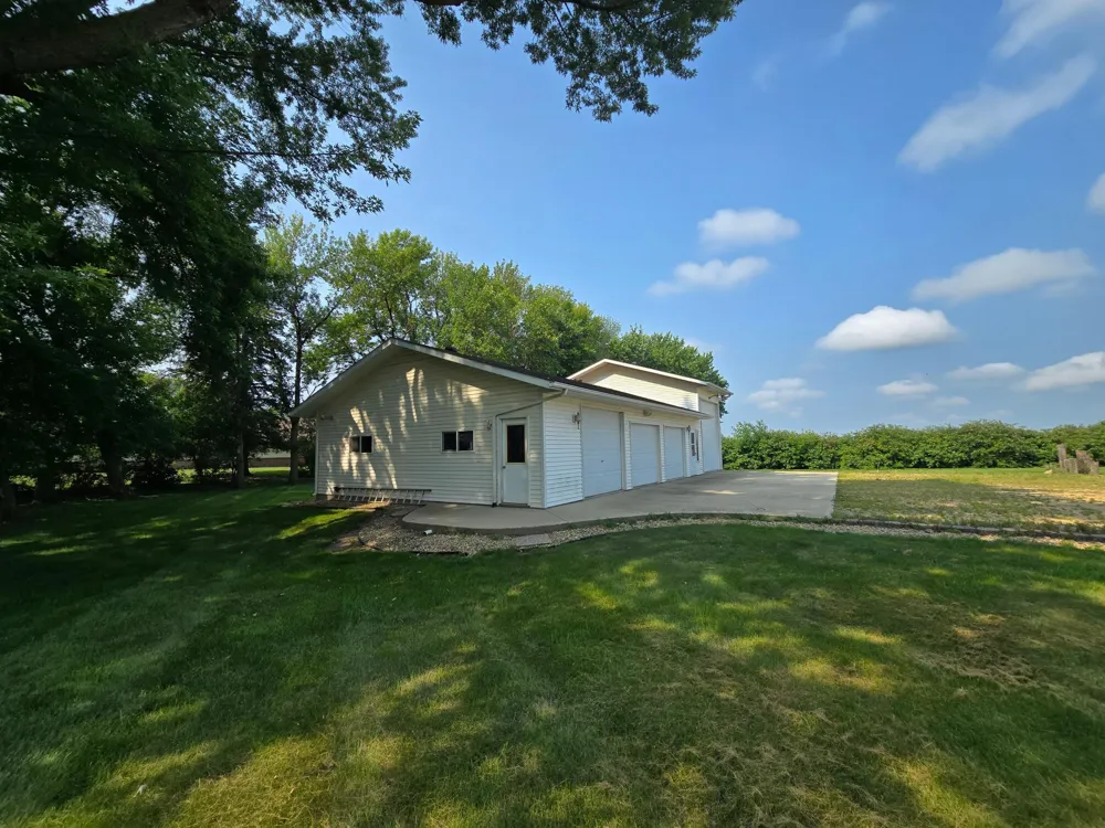 1900 25th Street Slayton, MN 56172