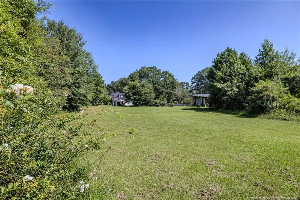 602 E Gertrude Street Fairmont, NC 28340
