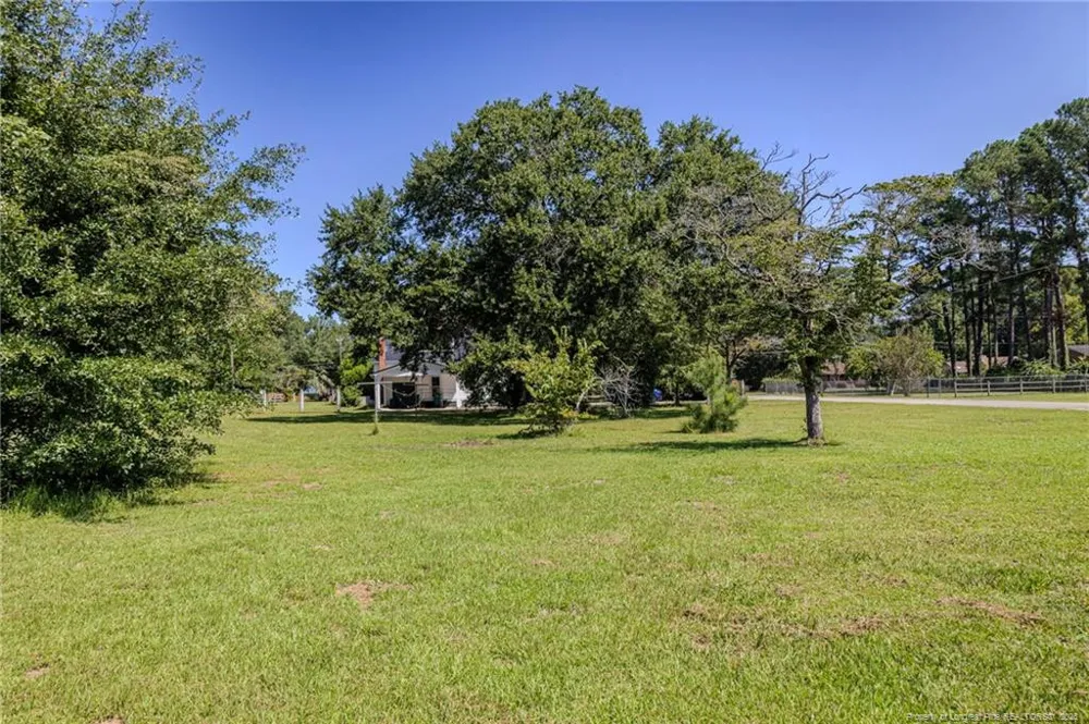 602 E Gertrude Street Fairmont, NC 28340