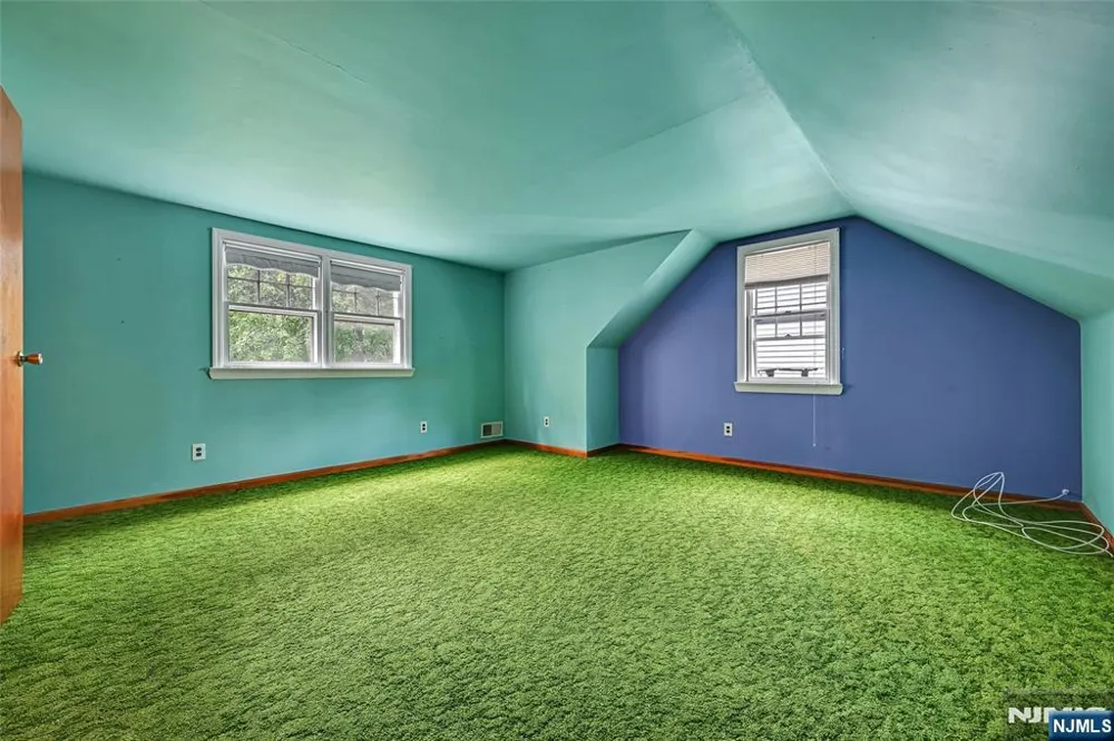 725 Millbrook Road River Edge, NJ 07661