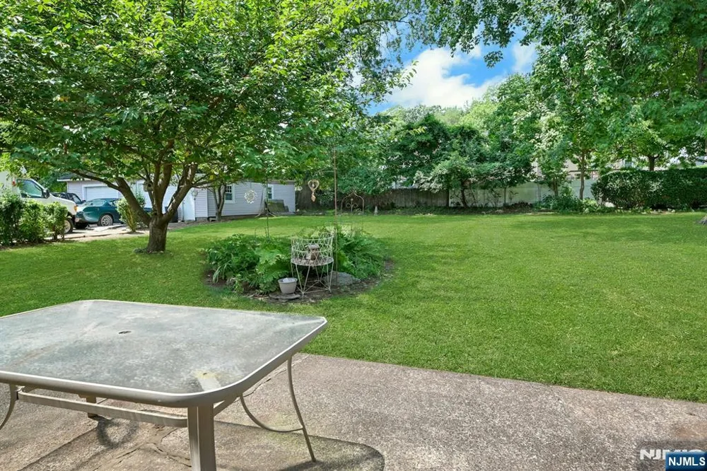 725 Millbrook Road River Edge, NJ 07661