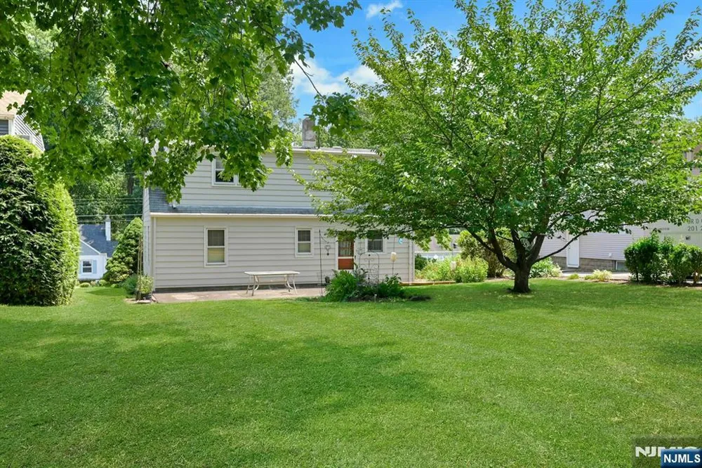 725 Millbrook Road River Edge, NJ 07661