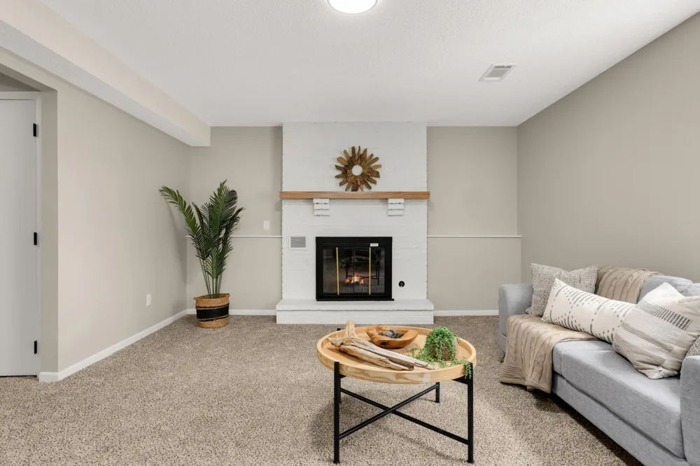 22155 Beaumont Way Farmington, MN 55024