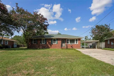 1741 Wayne Lane