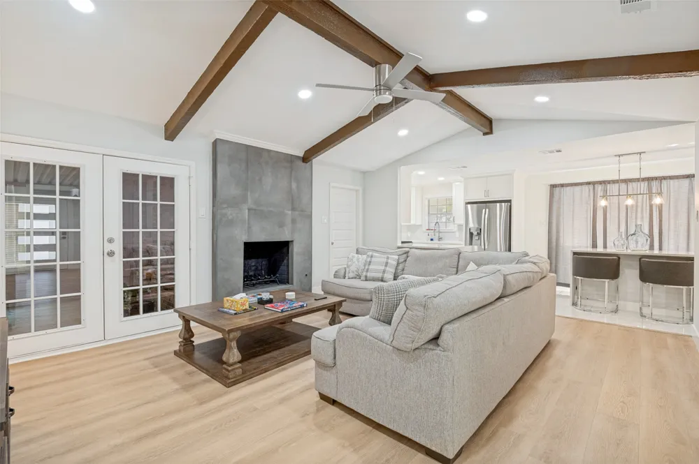 948 Briarcove Place Lancaster, TX 75146