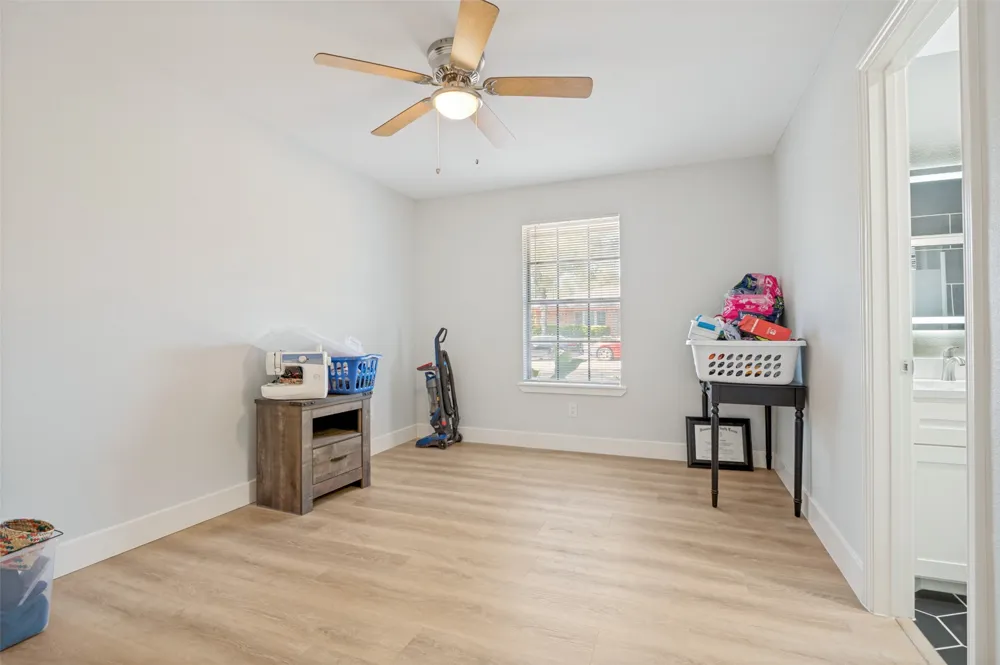 948 Briarcove Place Lancaster, TX 75146
