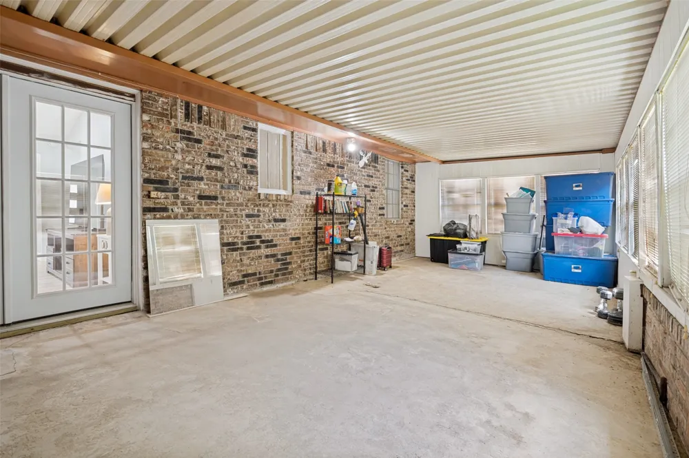948 Briarcove Place Lancaster, TX 75146