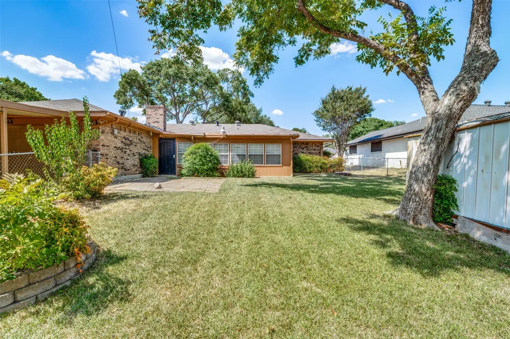 948 Briarcove Place Lancaster, TX 75146