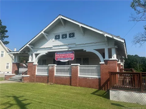512 Sunset Avenue