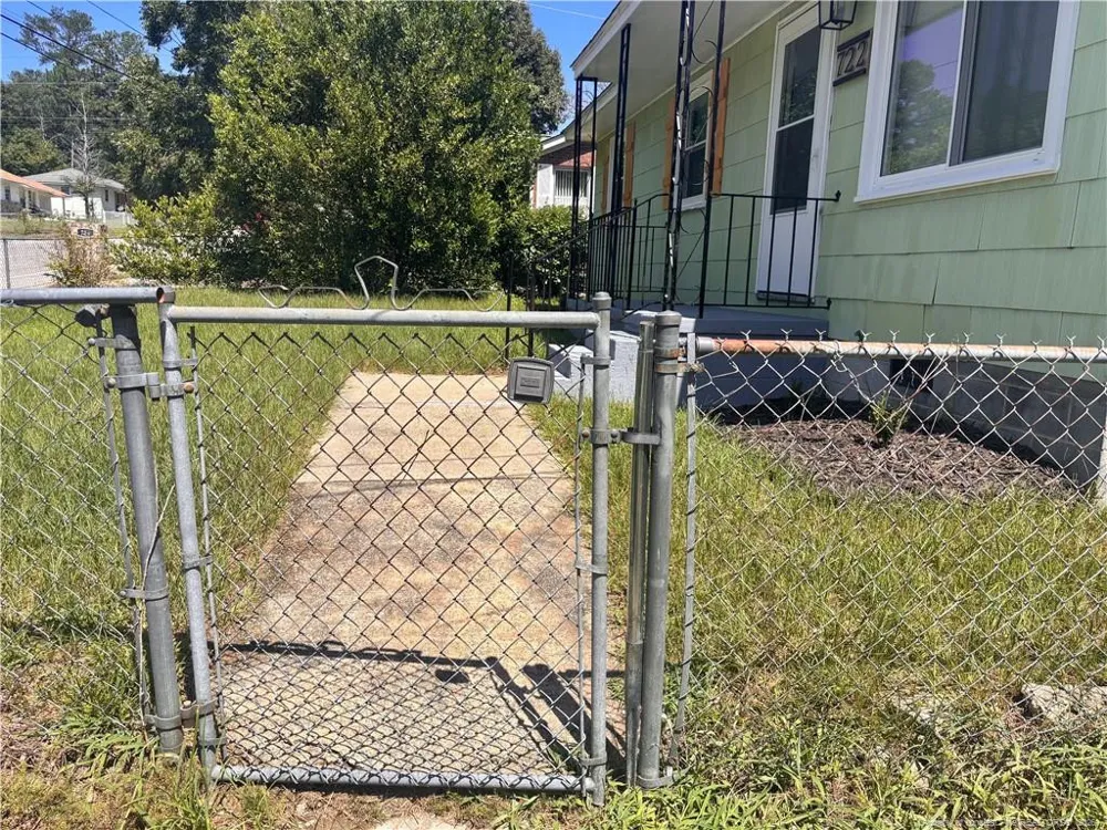 722 Commerce Street Fayetteville, NC 28305