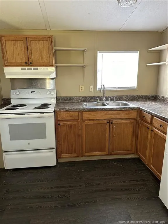 6330 Crestwood Avenue Fayetteville, NC 28304