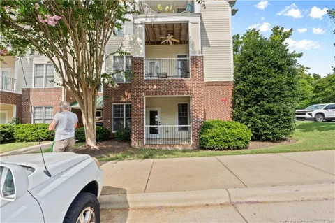 900 Canenaugh Drive #101