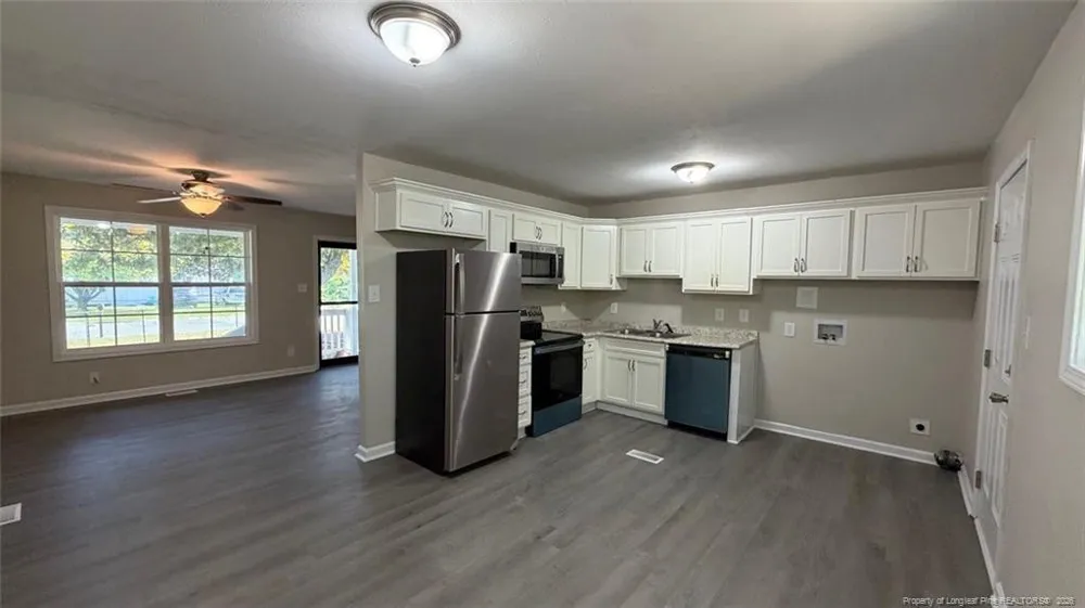 2016 Poinciana Lane Fayetteville, NC 28306