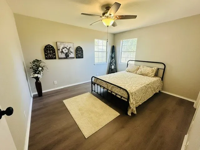 217 E Hull Street Denison, TX 75021
