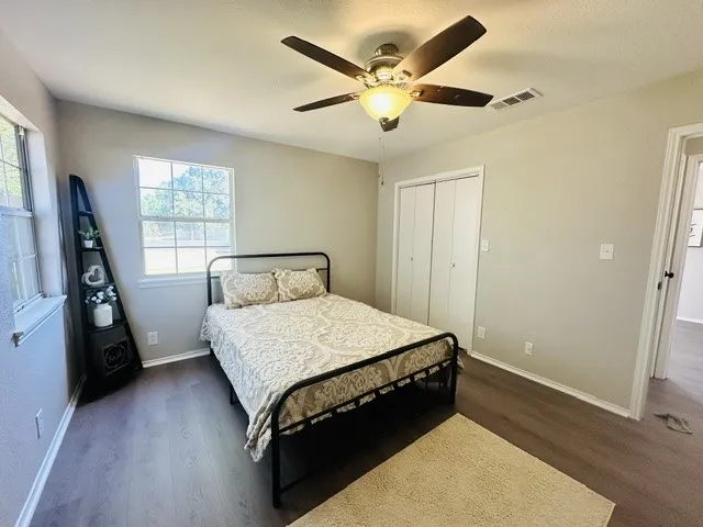217 E Hull Street Denison, TX 75021