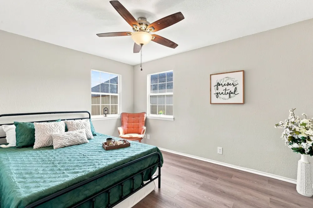 217 E Hull Street Denison, TX 75021