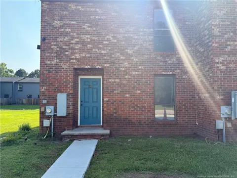 1422 Tangora Lane