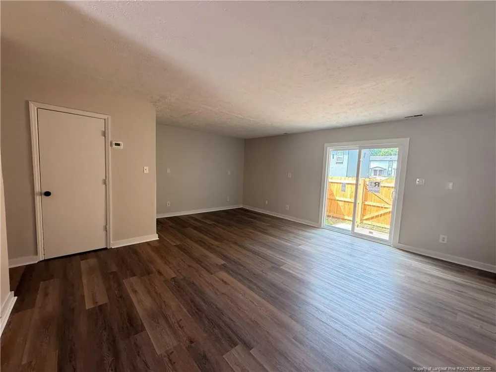 1422 Tangora Lane Fayetteville, NC 28304