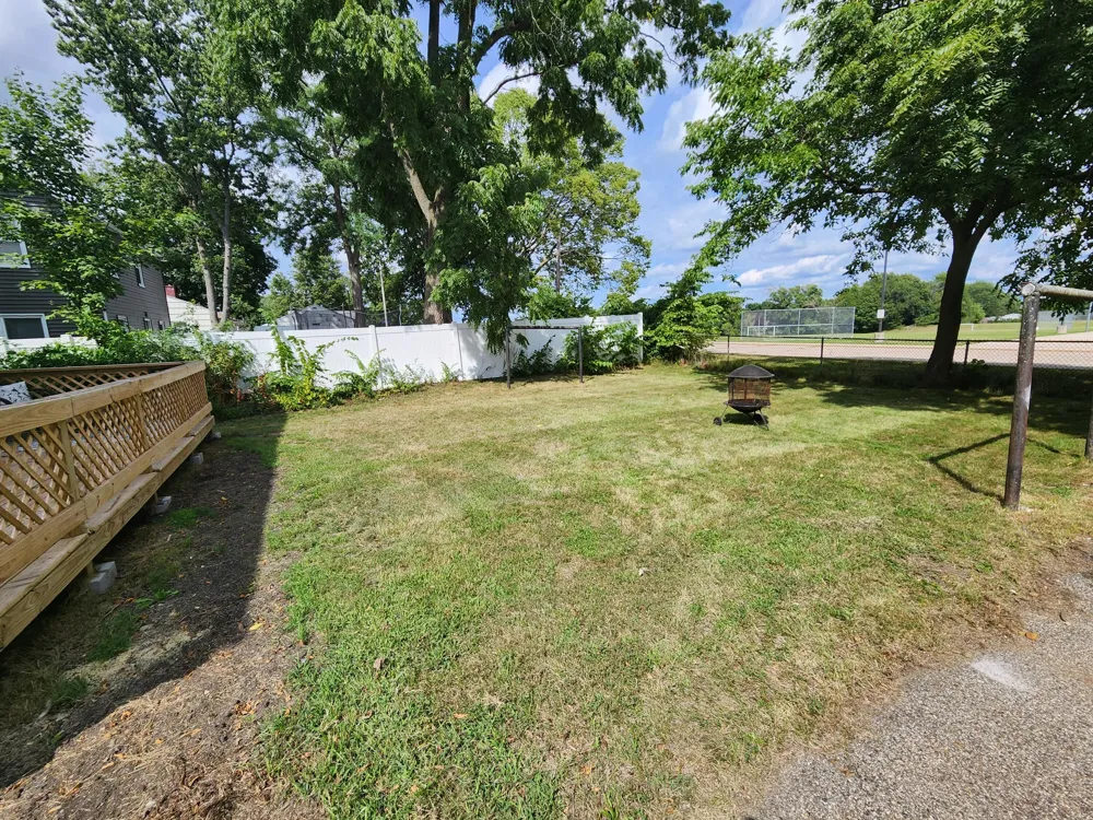 2815 Whittier Drive Kalamazoo, MI 49001