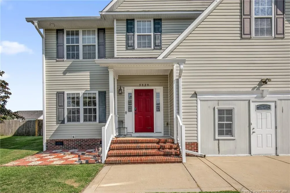 5929 Lillytrotter Drive Hope Mills, NC 28348