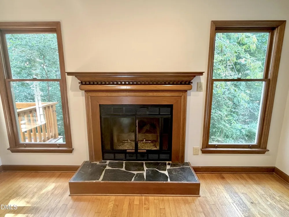 6 Burnwood Place Chapel Hill, NC 27517