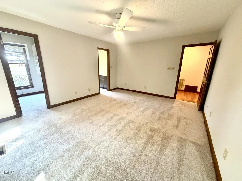 6 Burnwood Place Chapel Hill, NC 27517