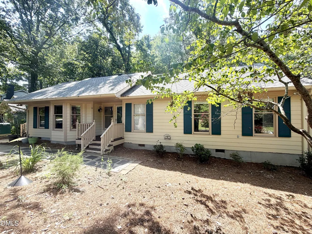 6 Burnwood Place Chapel Hill, NC 27517