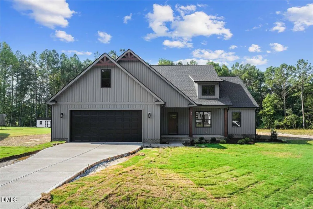 81 Birchtop Circle Zebulon, NC 27597