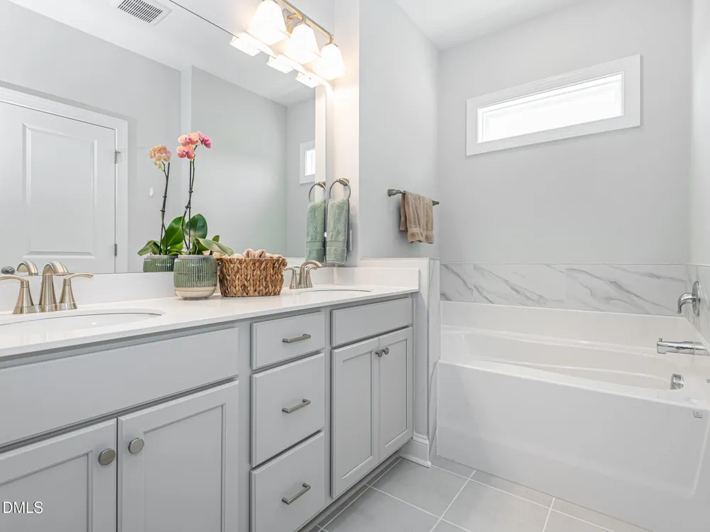 809 Putney Hill Road Zebulon, NC 27597