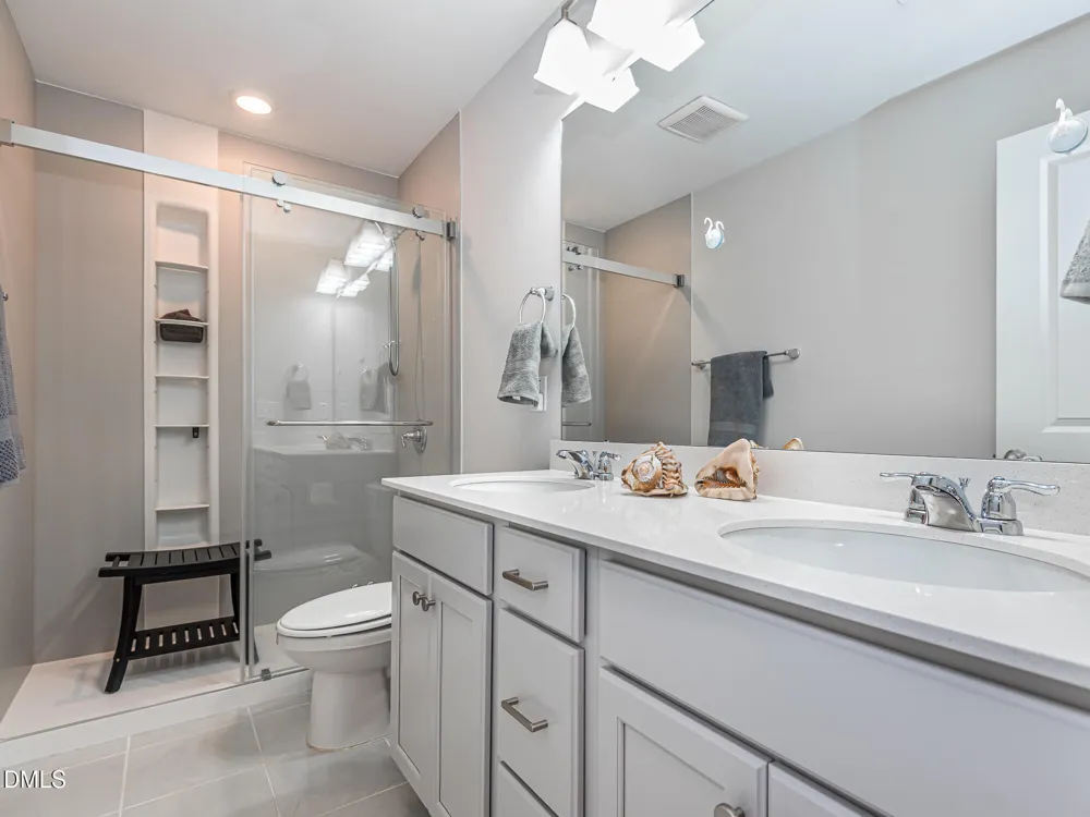 809 Putney Hill Road Zebulon, NC 27597