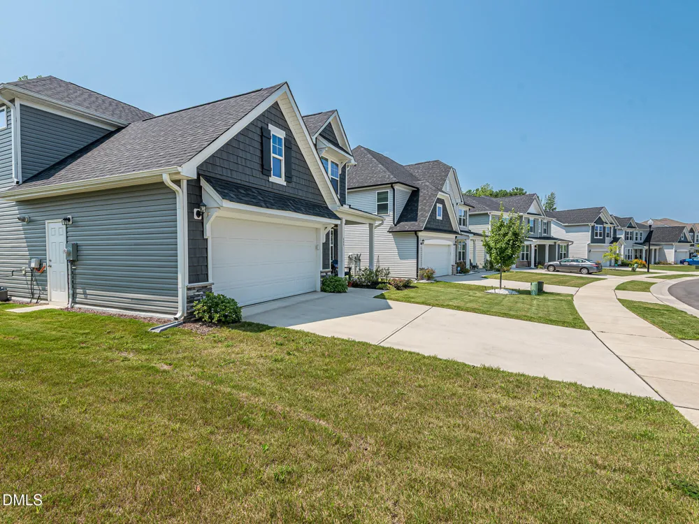 809 Putney Hill Road Zebulon, NC 27597