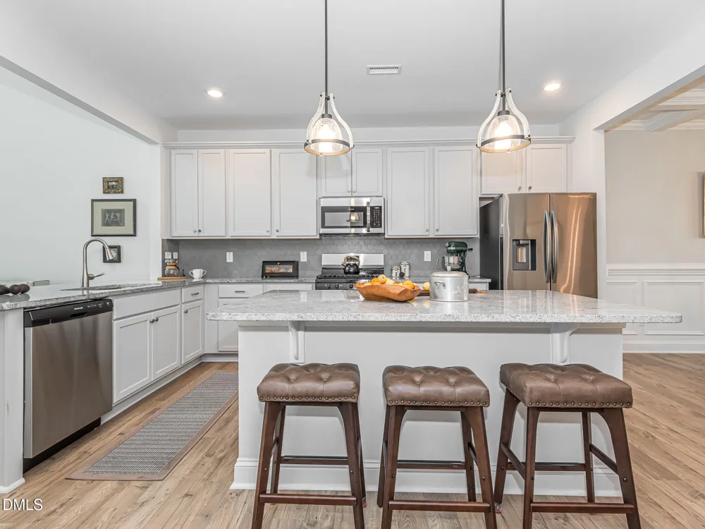 809 Putney Hill Road Zebulon, NC 27597