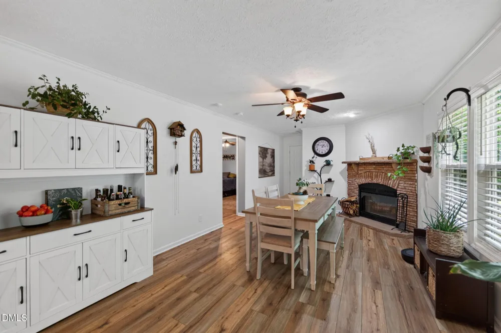 2520 Poplar Hl Court Snow Camp, NC 27349