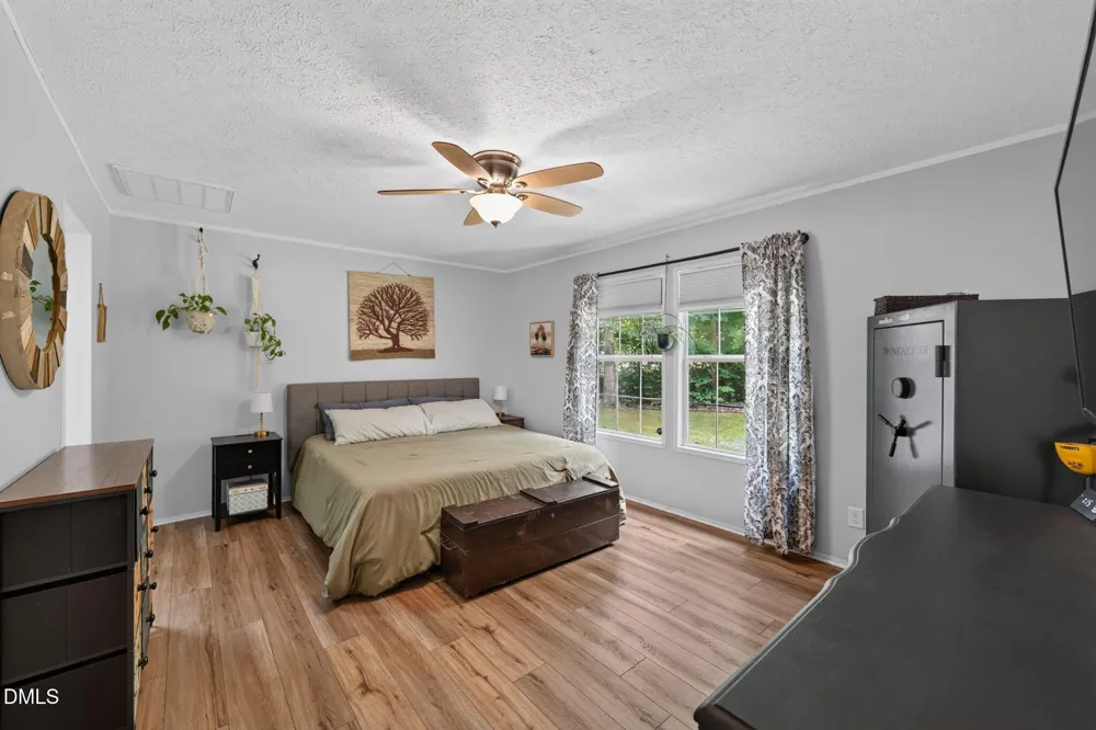 2520 Poplar Hl Court Snow Camp, NC 27349