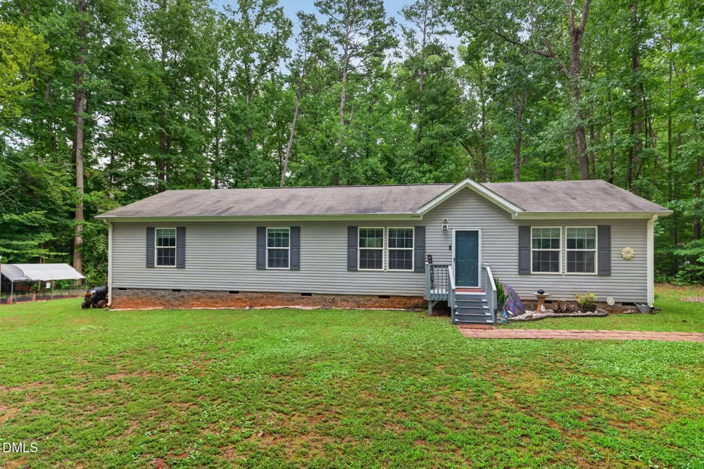 2520 Poplar Hl Court Snow Camp, NC 27349