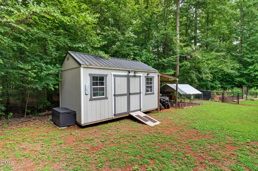 2520 Poplar Hl Court Snow Camp, NC 27349